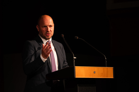 minister za infrastrukturo in energetiko ter podpredsednik Vlade Jernej Vrtovec